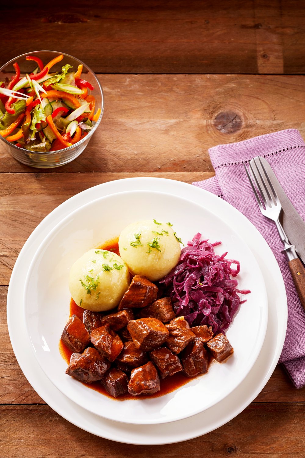 Dutch Red Cabbage Beef &amp; Onion Stew