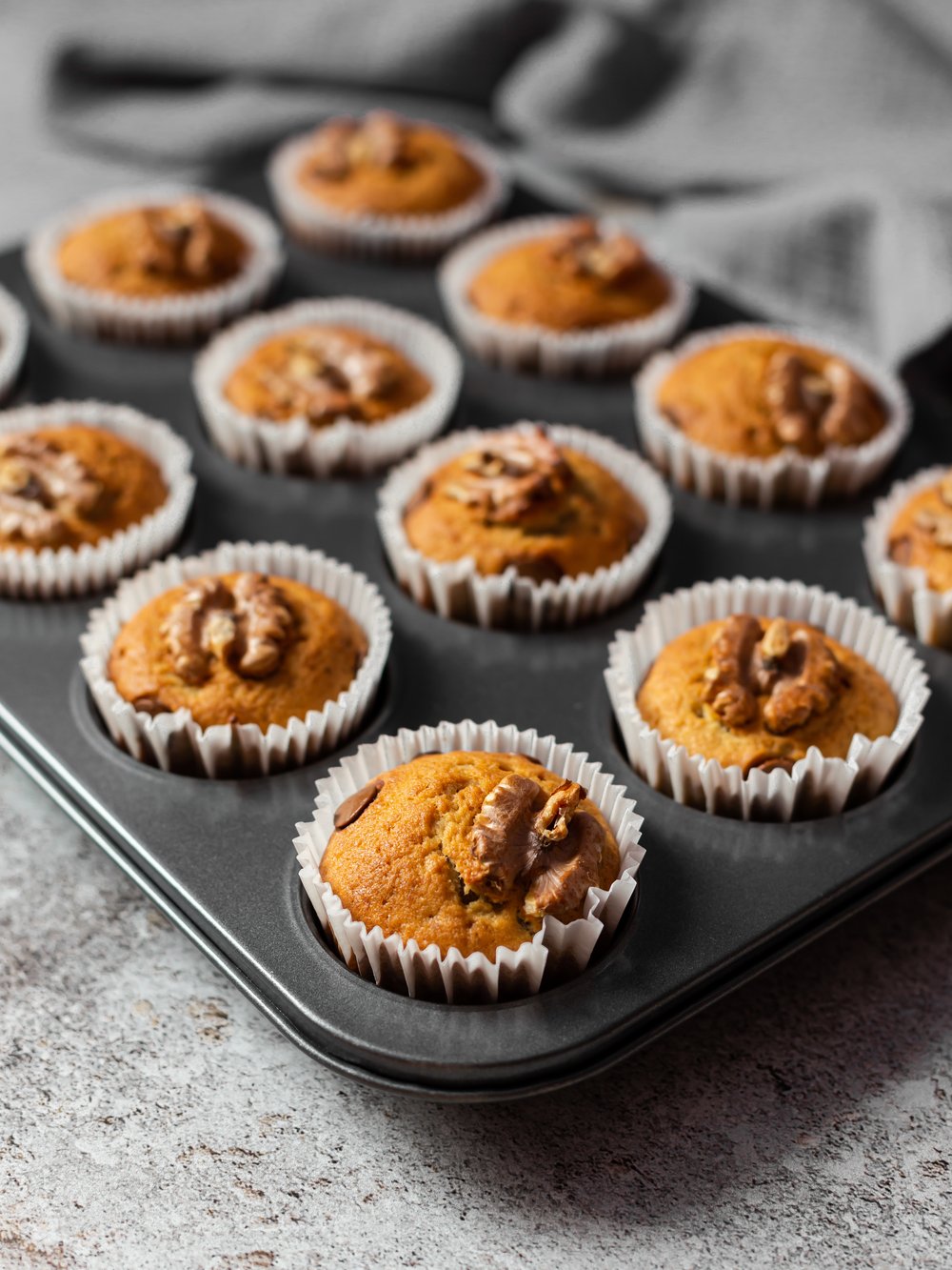 Wholesome Cupcakes With Dates &amp; Nuts